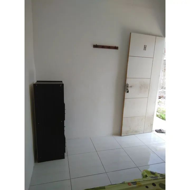 Foto Kamar H (Budget Room)  Kost Surabaya